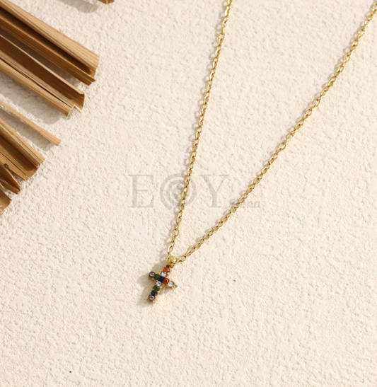 Collar cruz circonitas