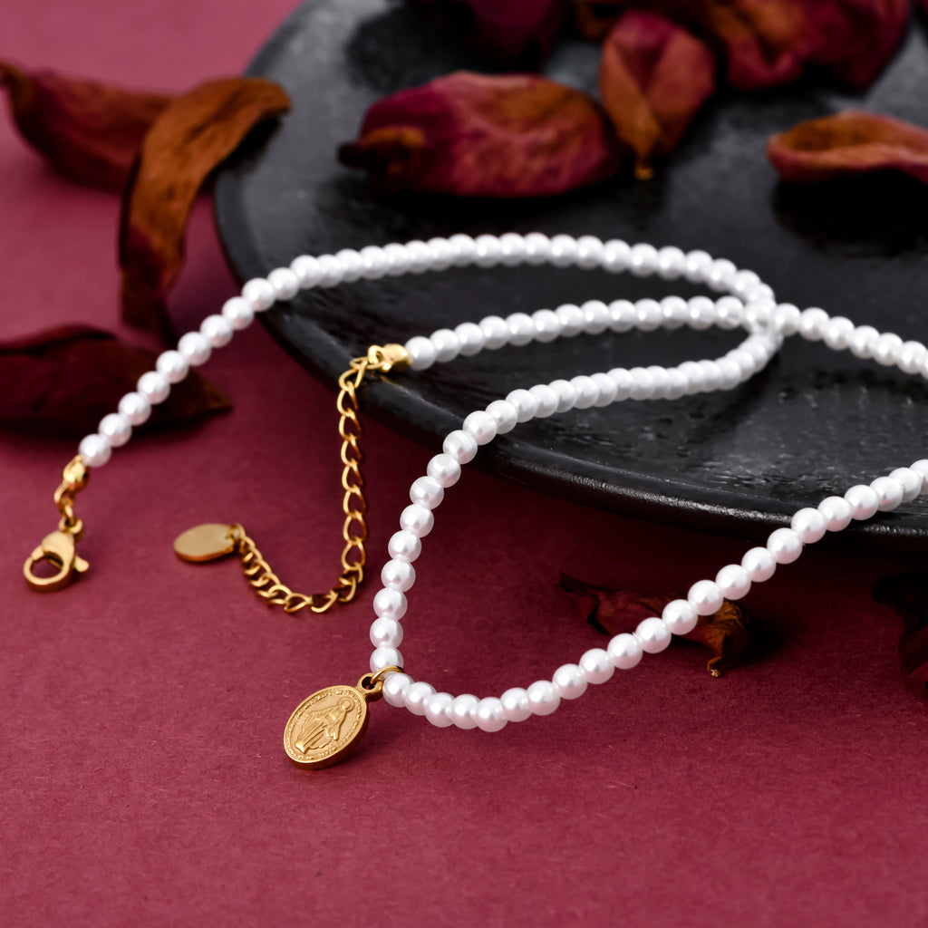 Collar la Milagrosa con cadena perlas