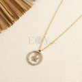 Collar círculo con estrella circonitas