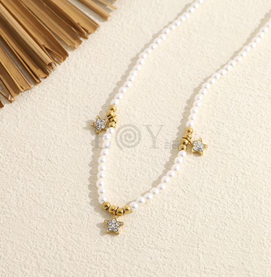 Collar perlas y estrellas circonitas