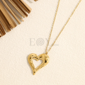 Collar corazón irregular
