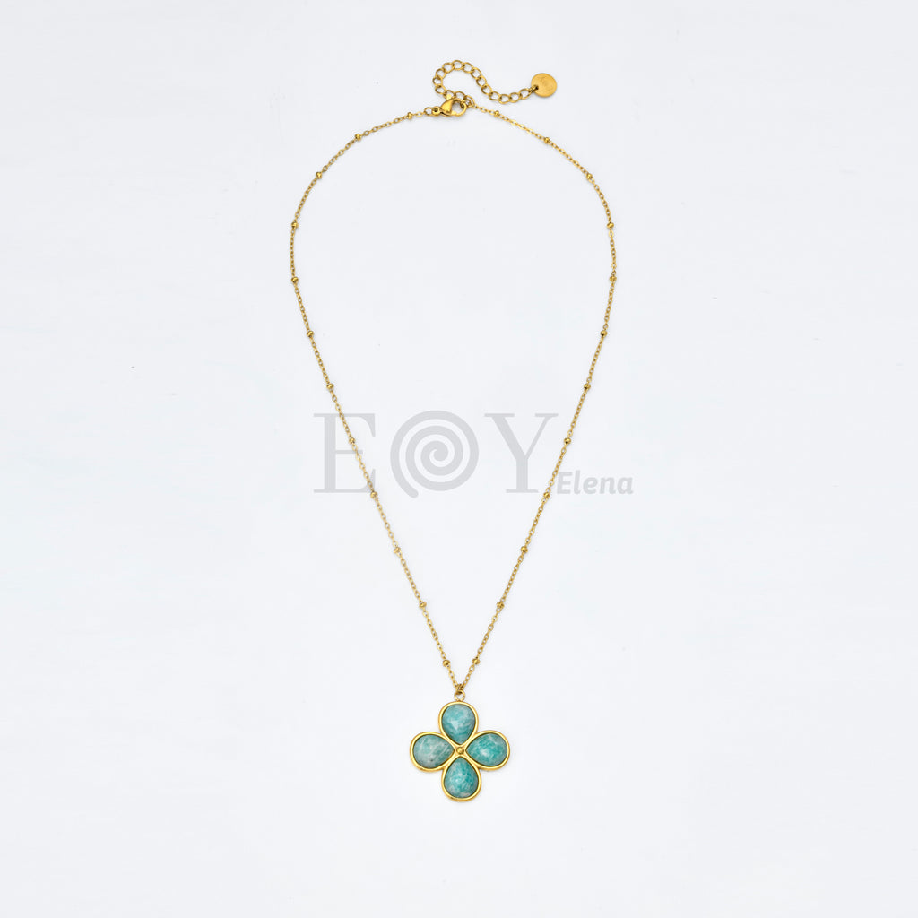 Collar Flor de Piedra de Acero Dorado