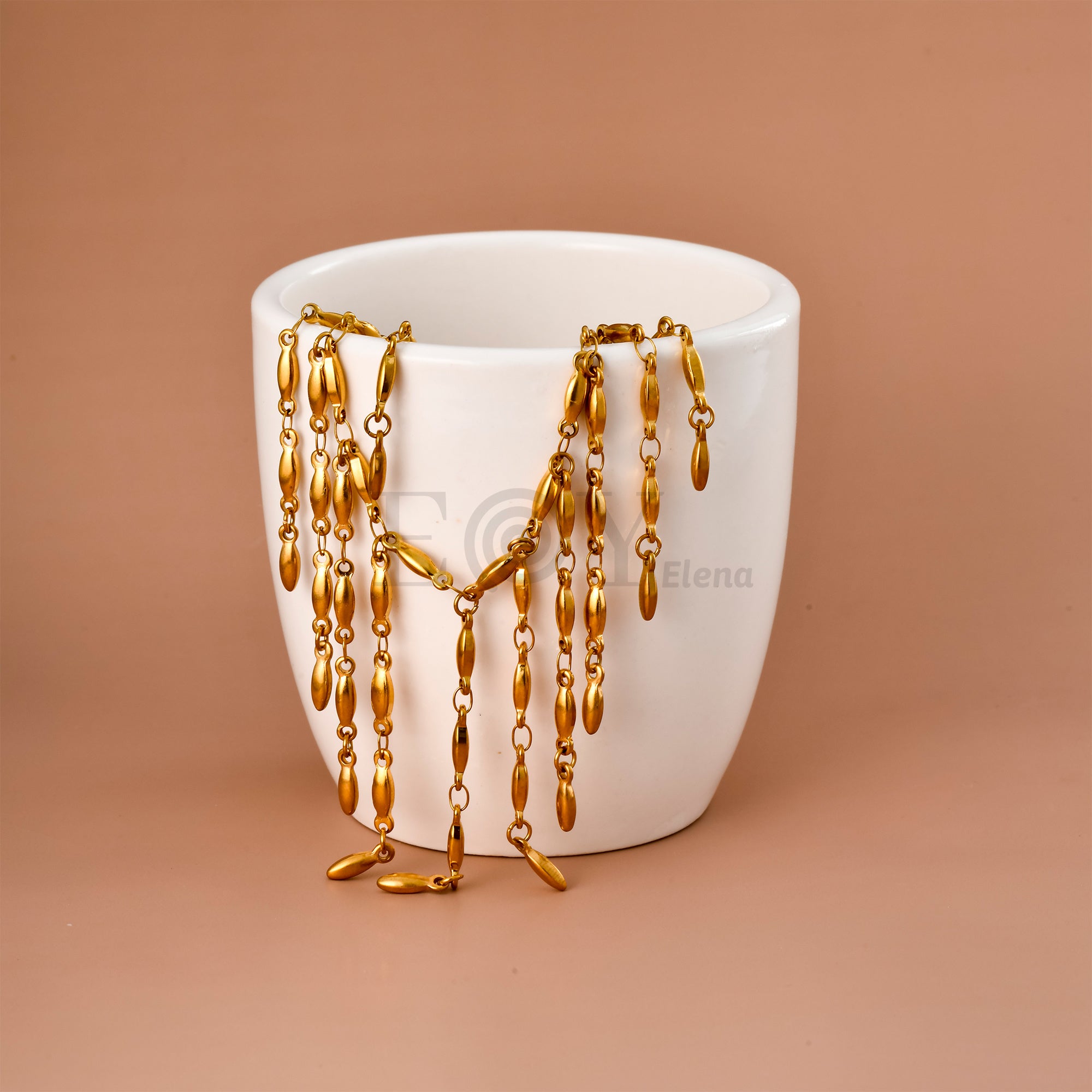 Collar Cascada Elegance de Acero Dorado