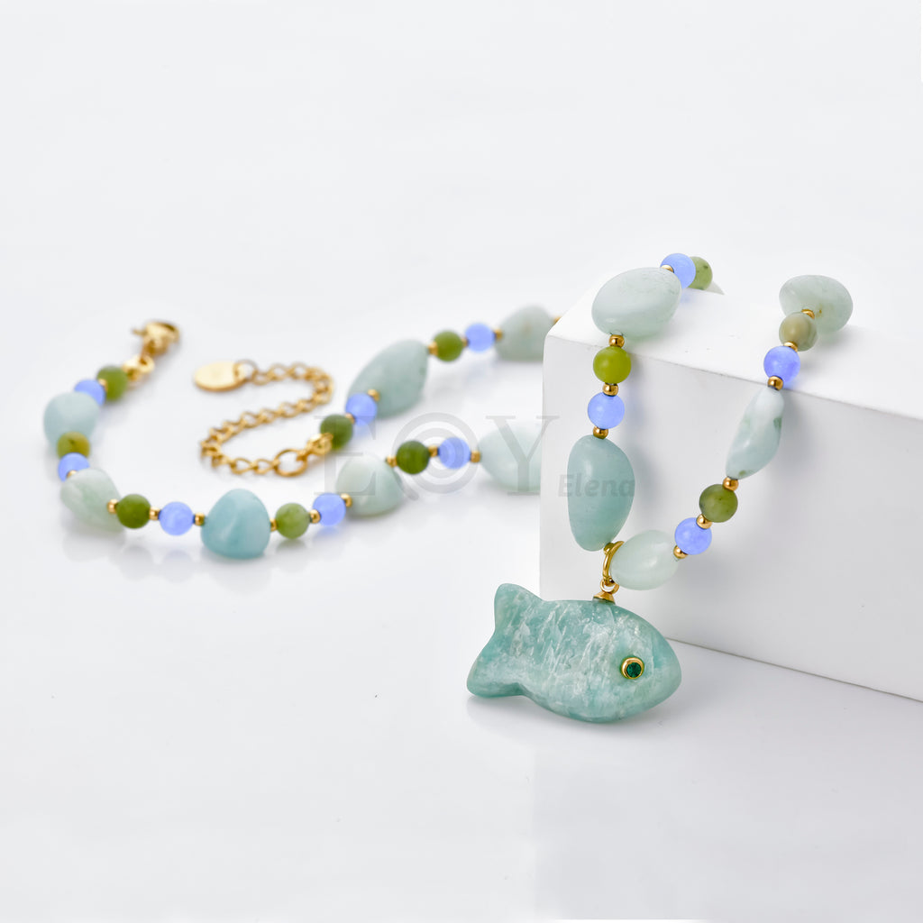 Collar cadena piedras y pez turquesa