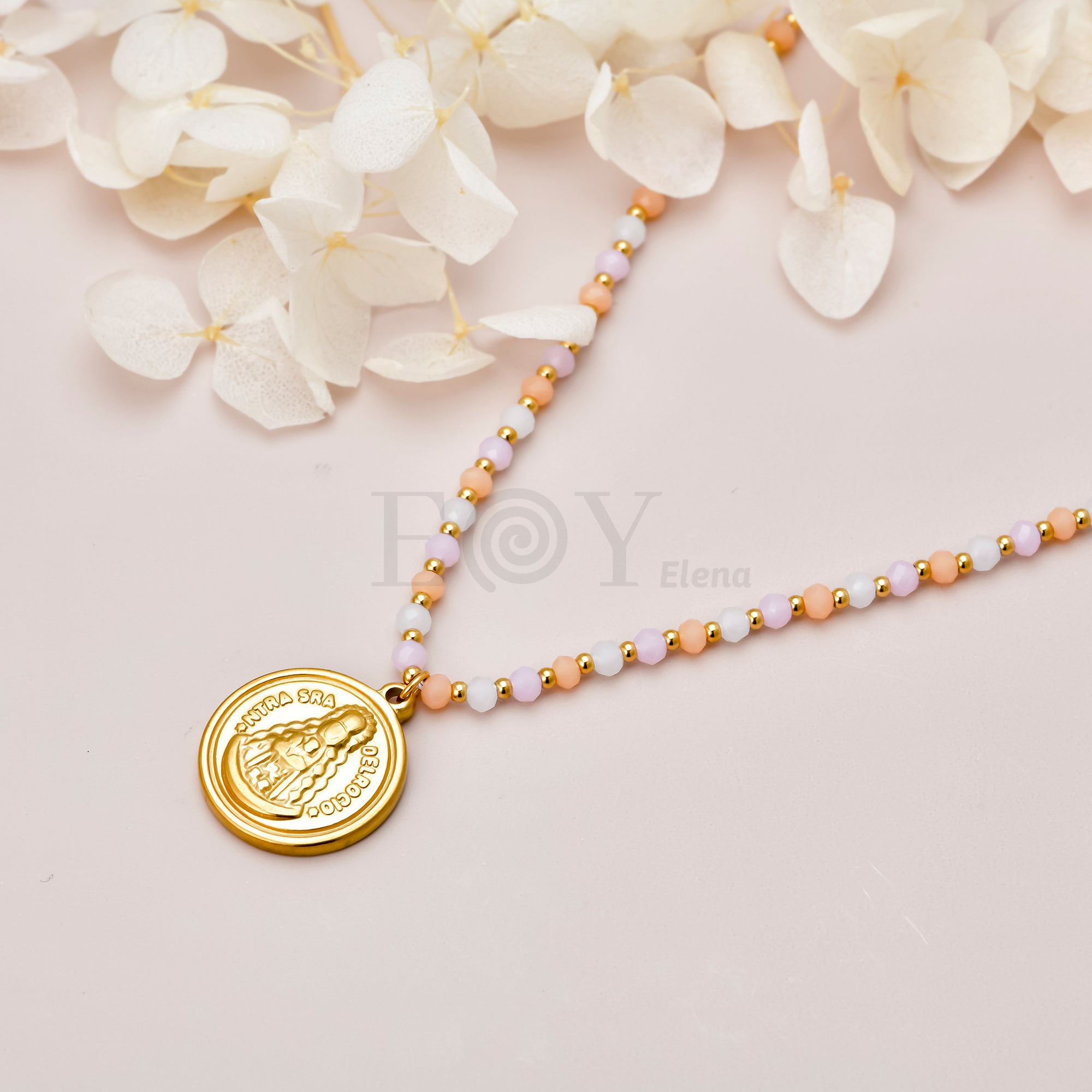 Collar bolas color paste Virgen del Rocío