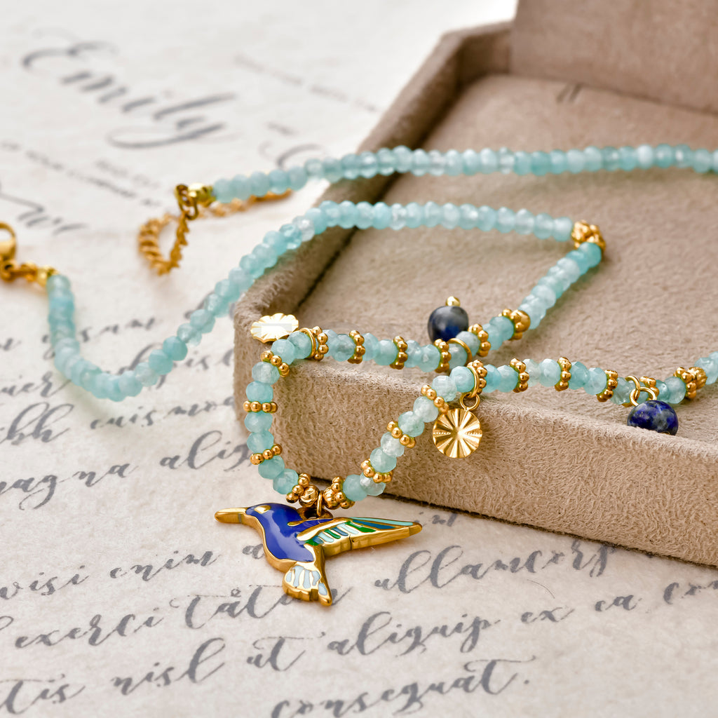 Collar pájaro con cadena piedras