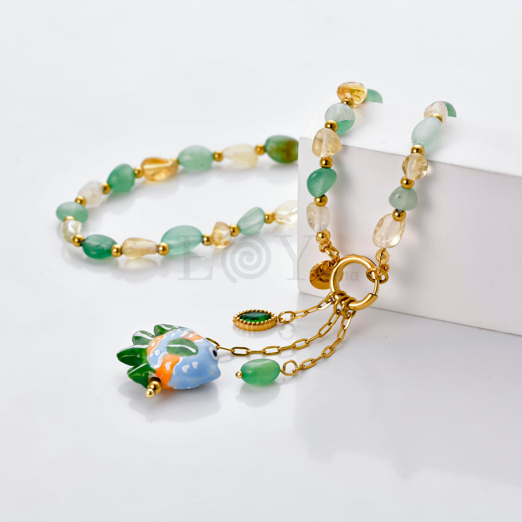 Collar piedras y pez