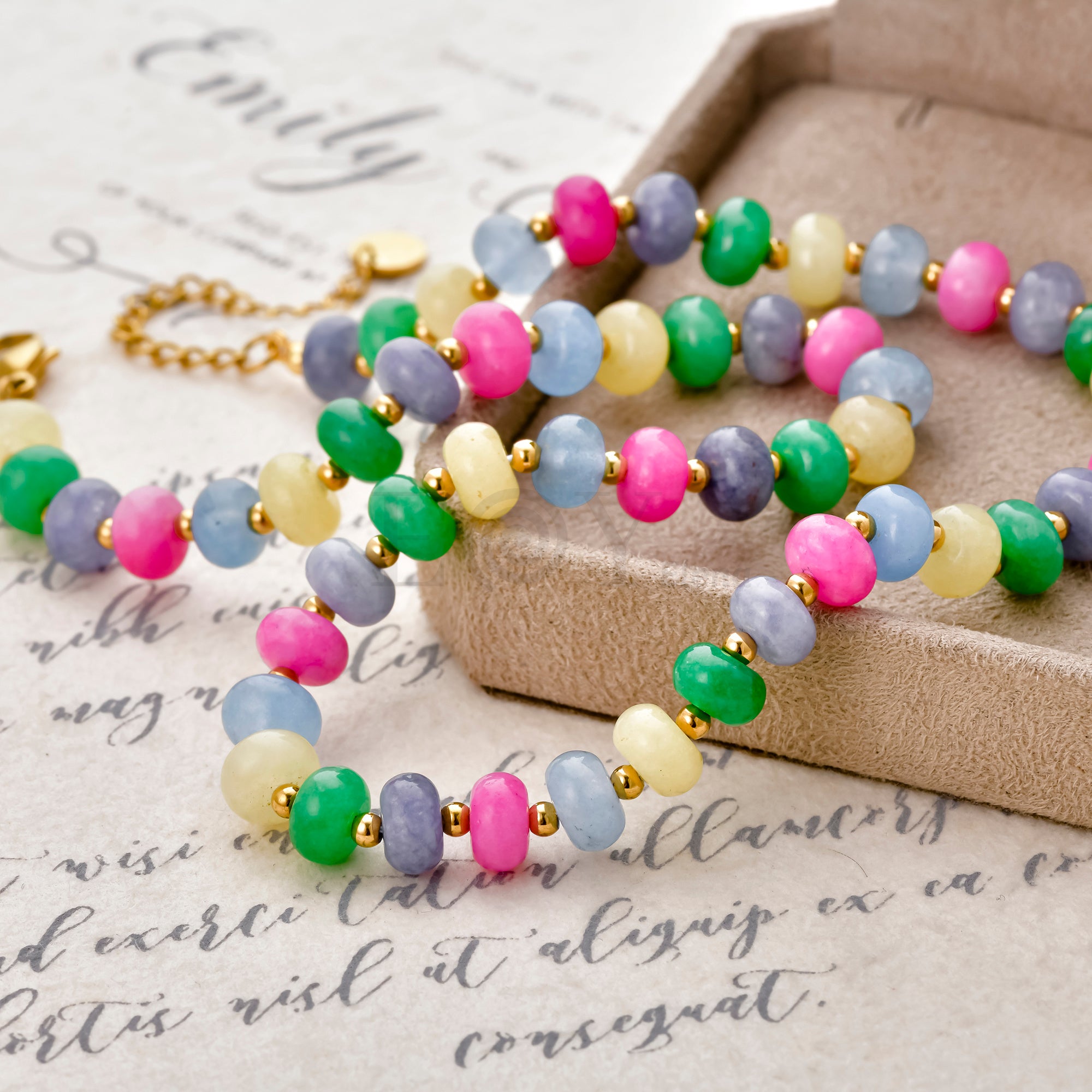 Collar piedras redondas colores