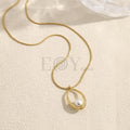 Collar con colgante ovalado y cuenta blanca