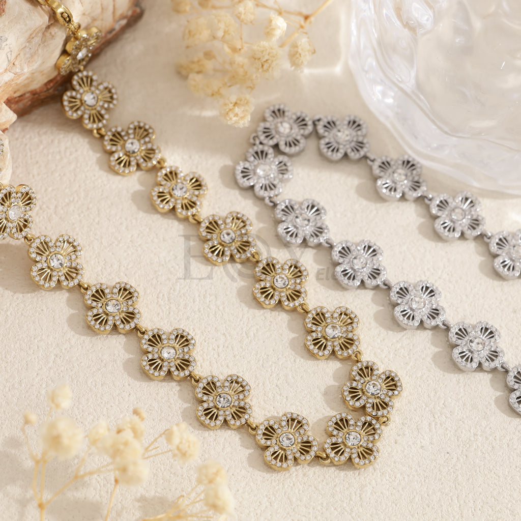 Collar trébol circonitas