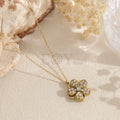 Collar flor circonitas