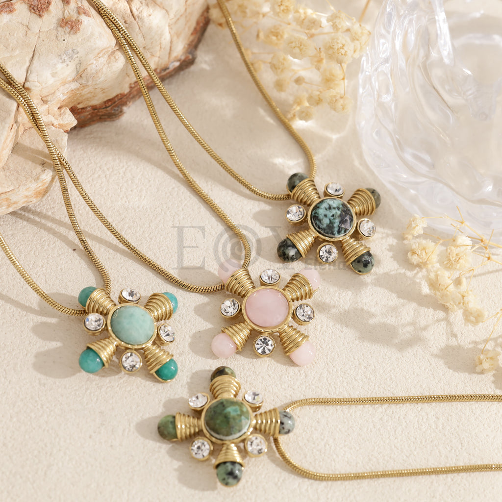 Collar Flor Vintage con Piedra Natural