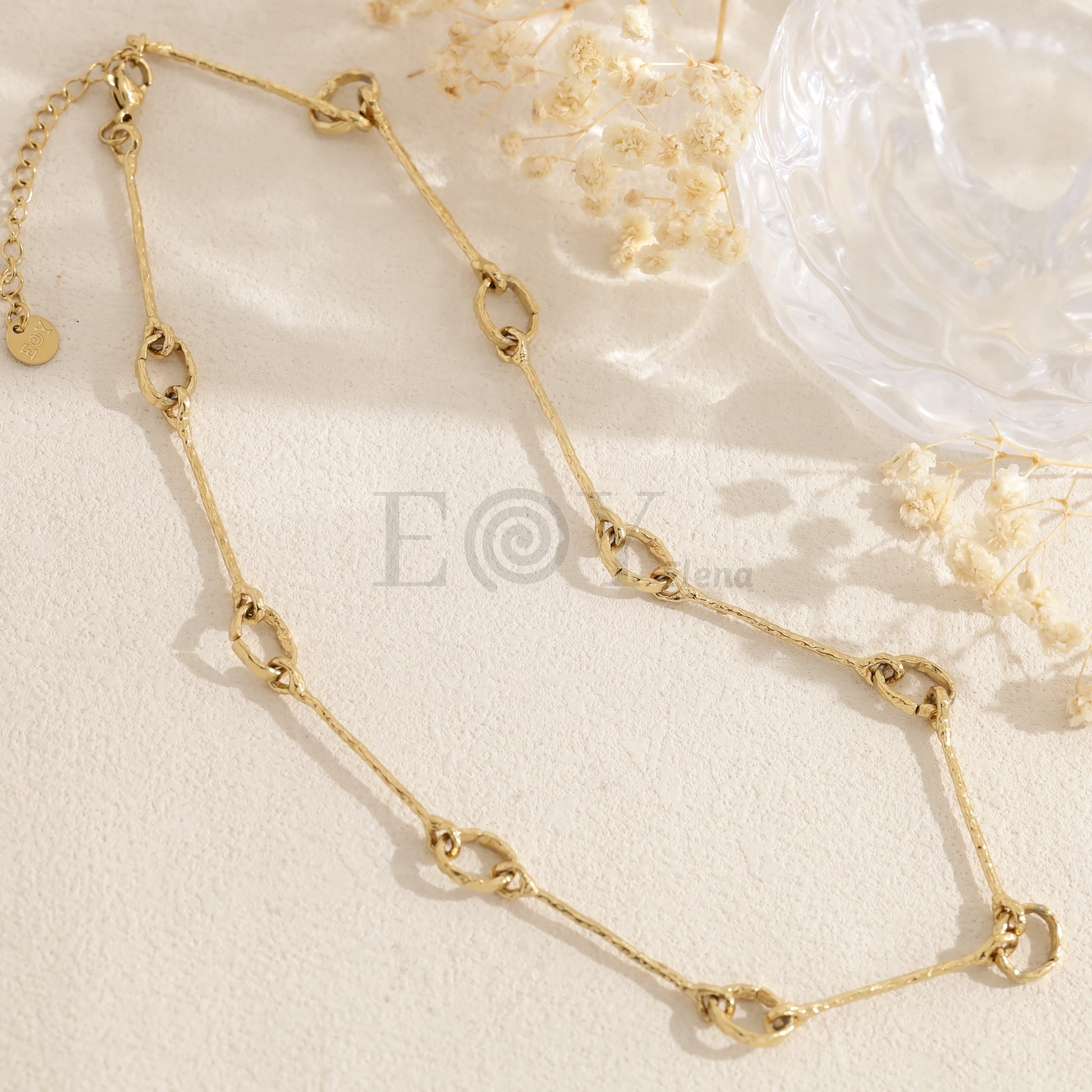 Collar estructura rígida con eslabones
