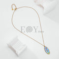 Collar flor fondo azul