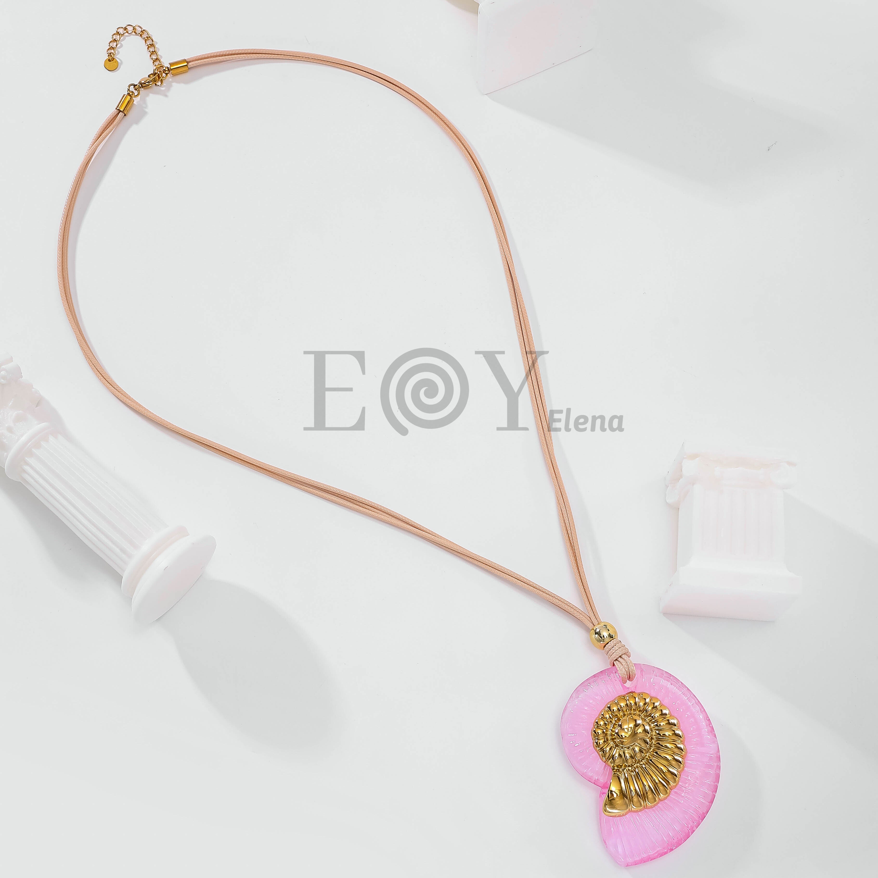 Collar cuerda y caracol