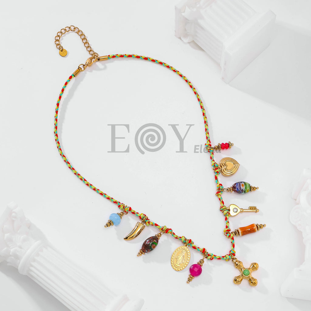 Collar cuerda con charms
