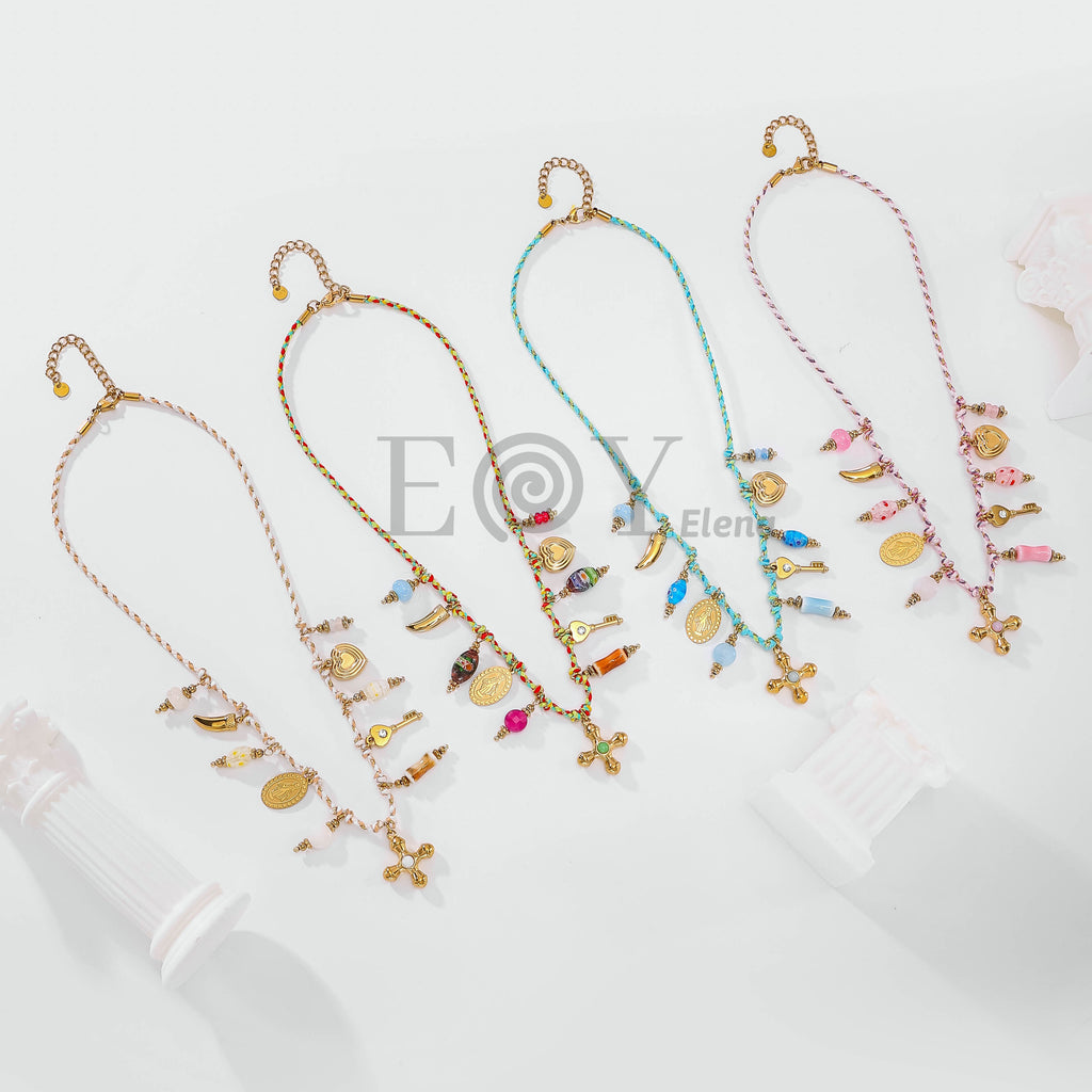 Collar cuerda con charms
