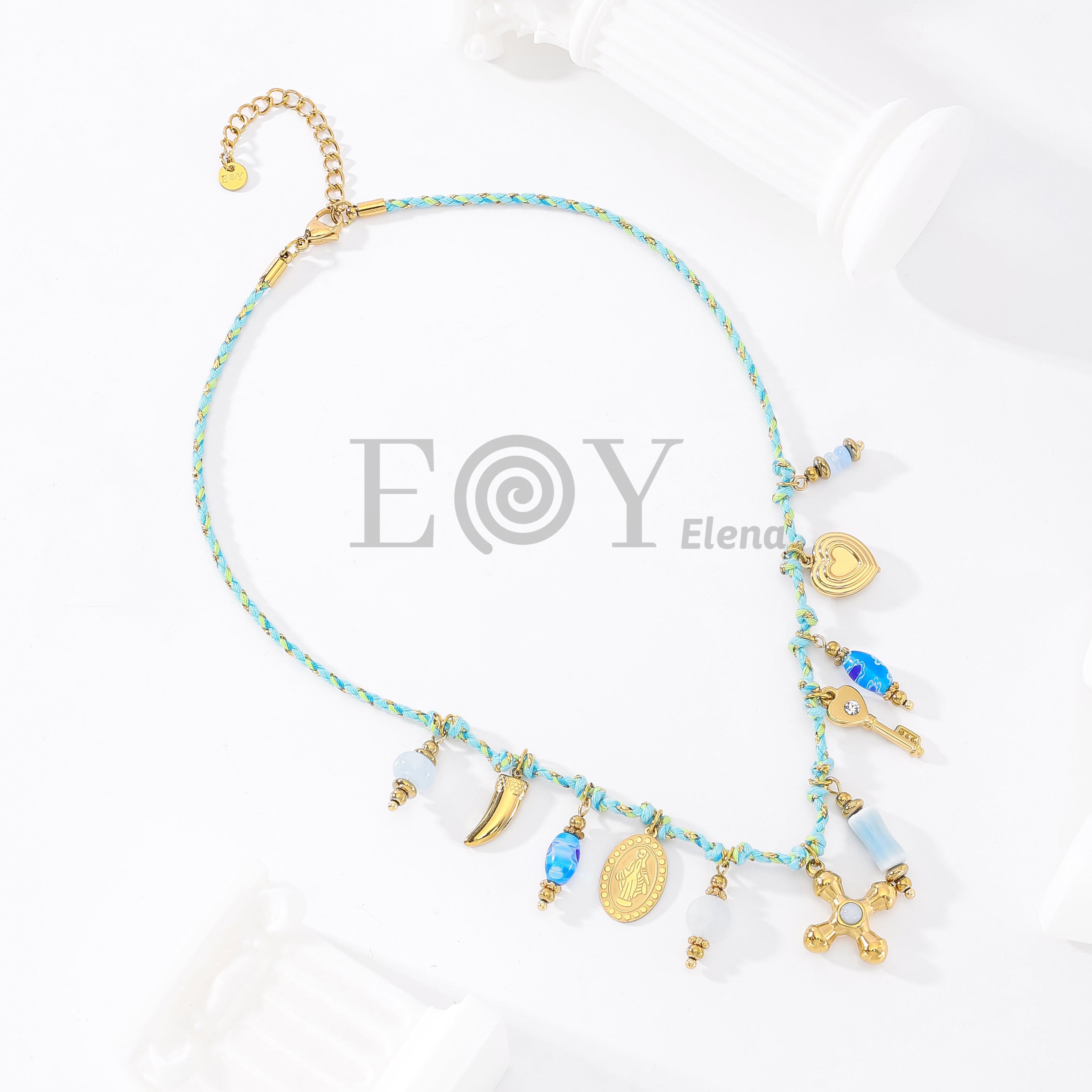 Collar cuerda con charms