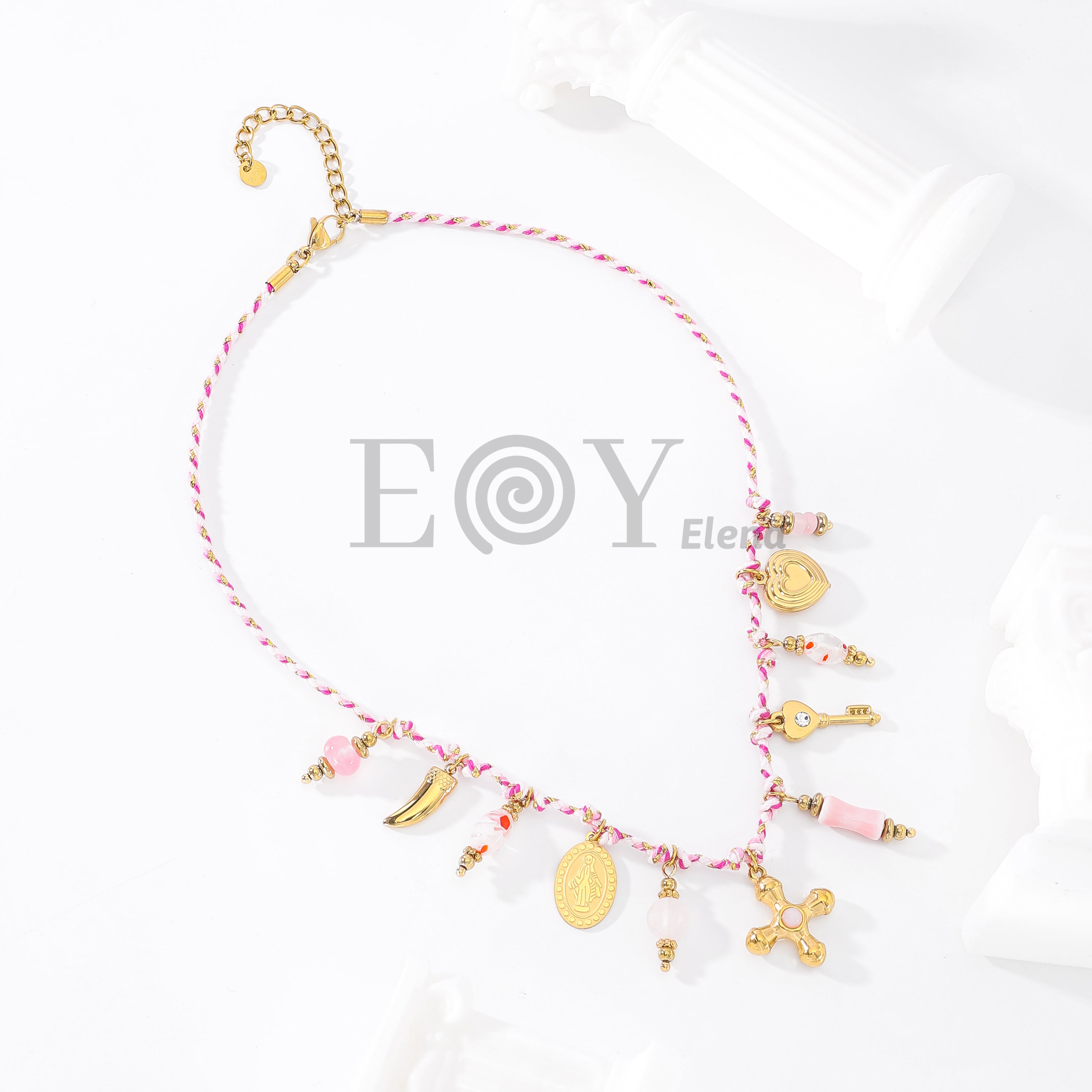 Collar cuerda con charms