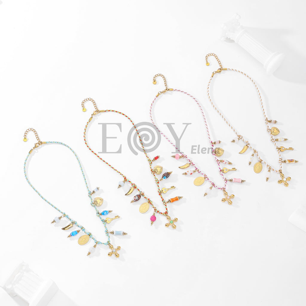 Collar cuerda con charms