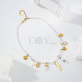 Collar Amuletos Blancos y Dorados