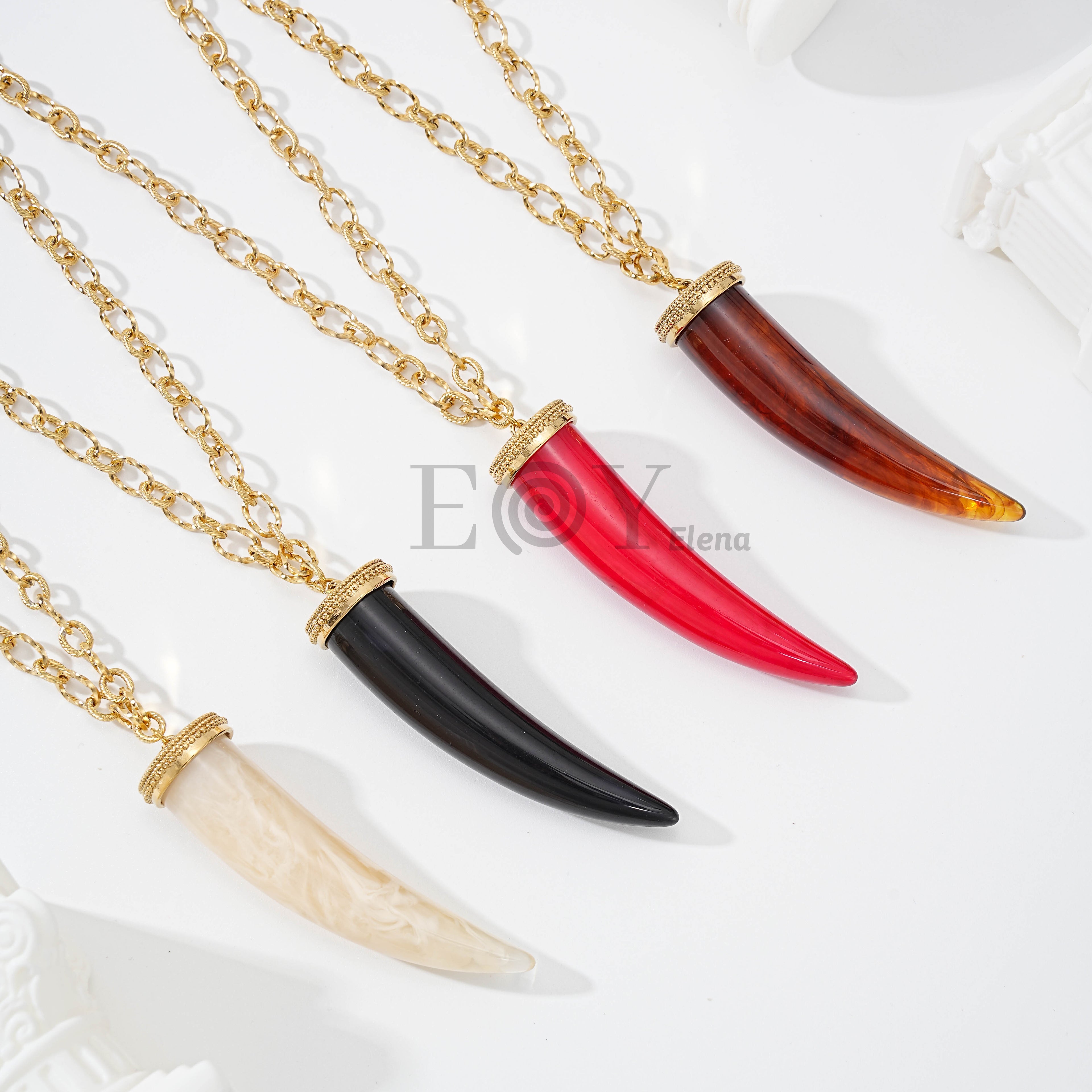 Collar Colmillo Iconic