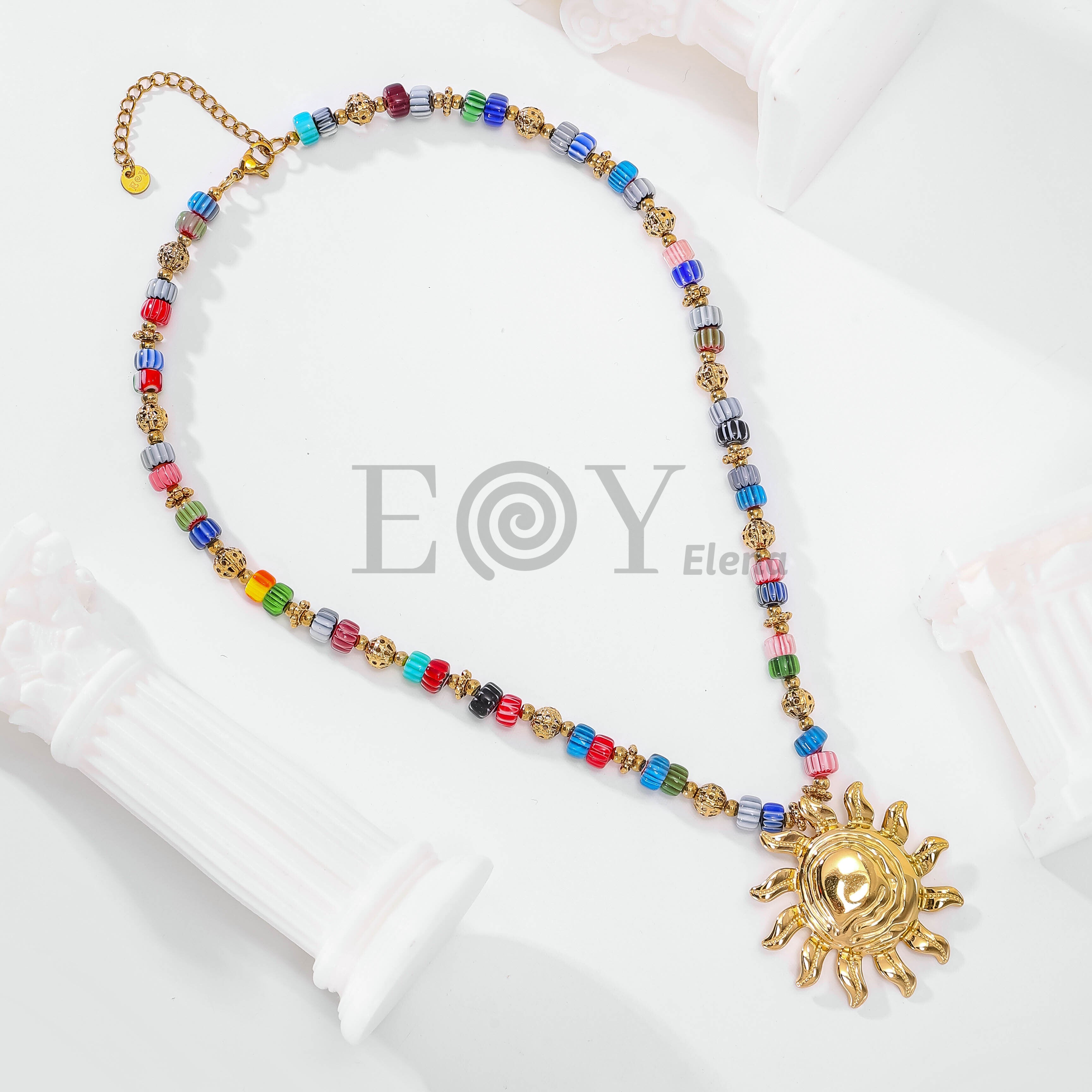 Collar bolas colores y sol