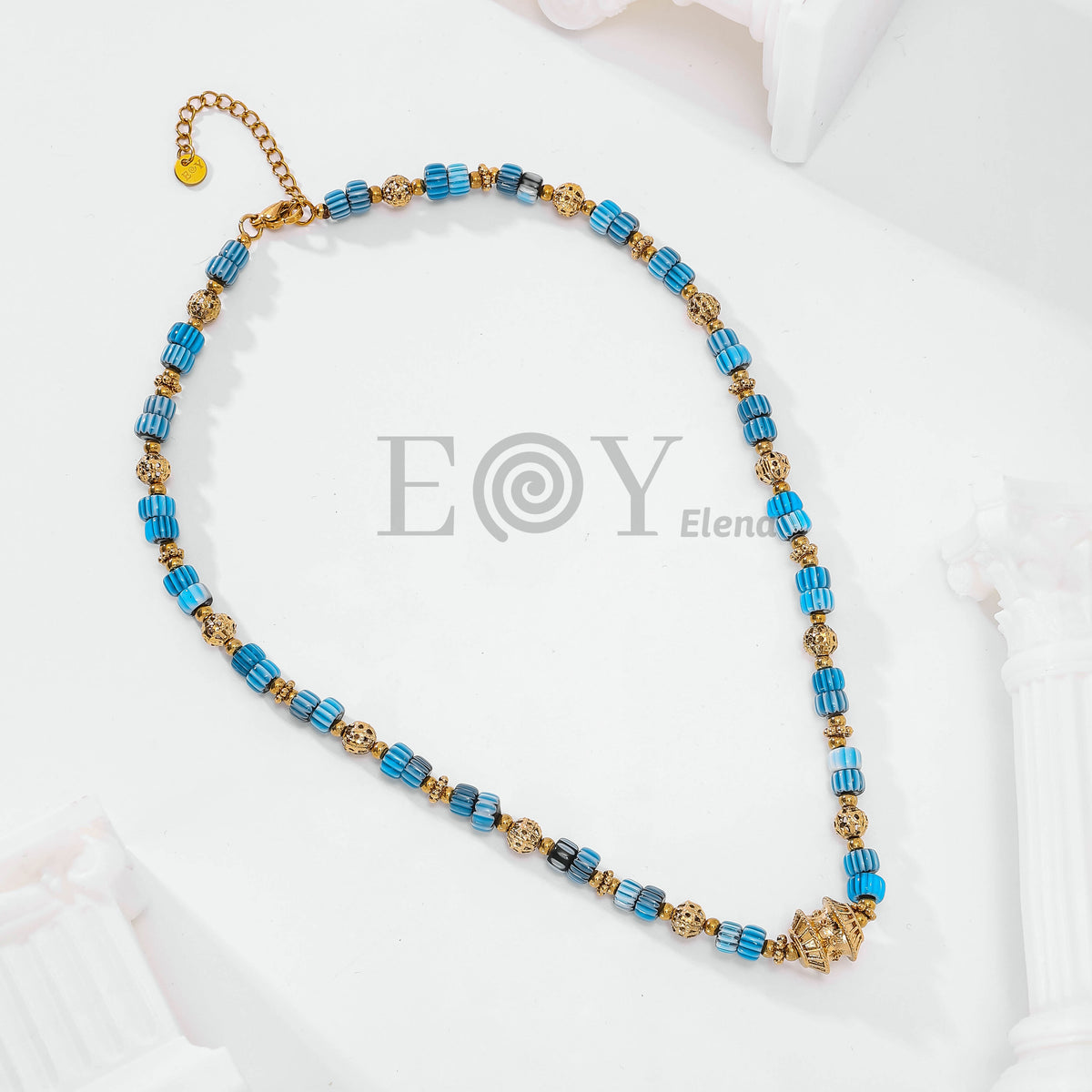Collar bolas colores