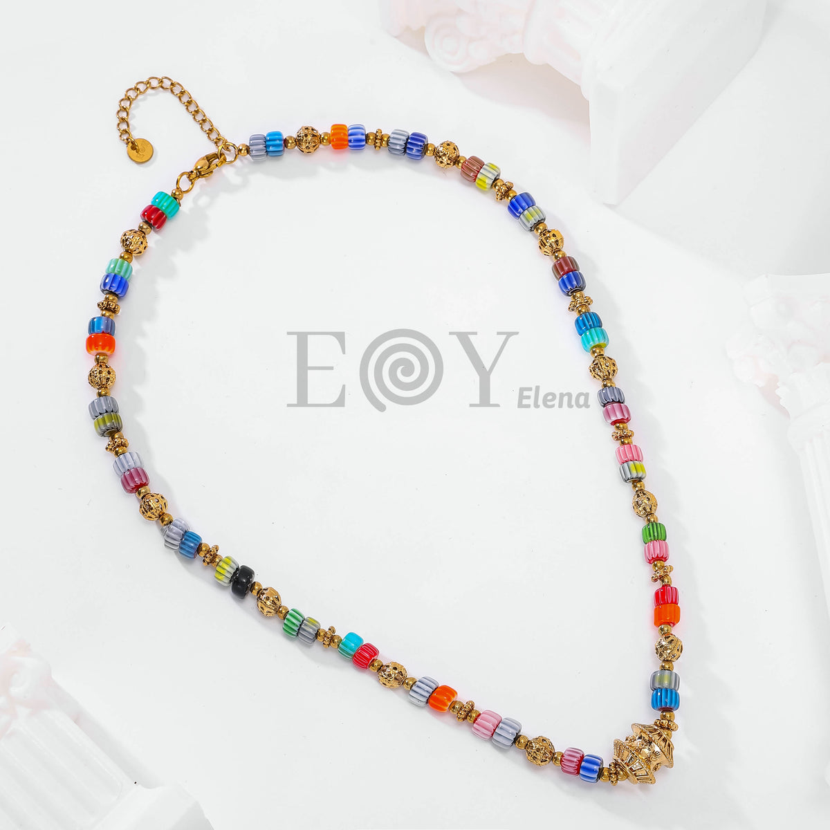 Collar bolas colores