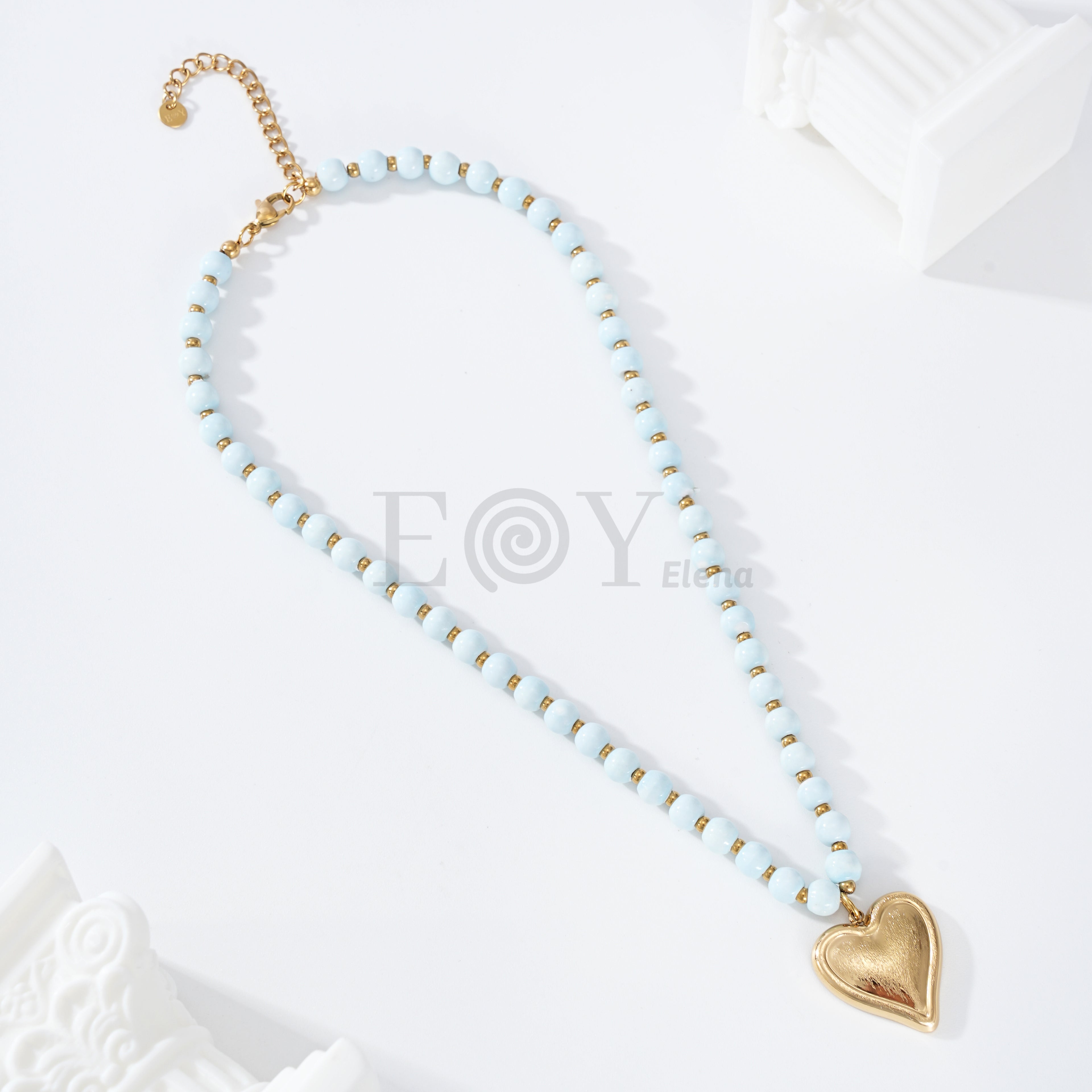 Collar bolas con corazón