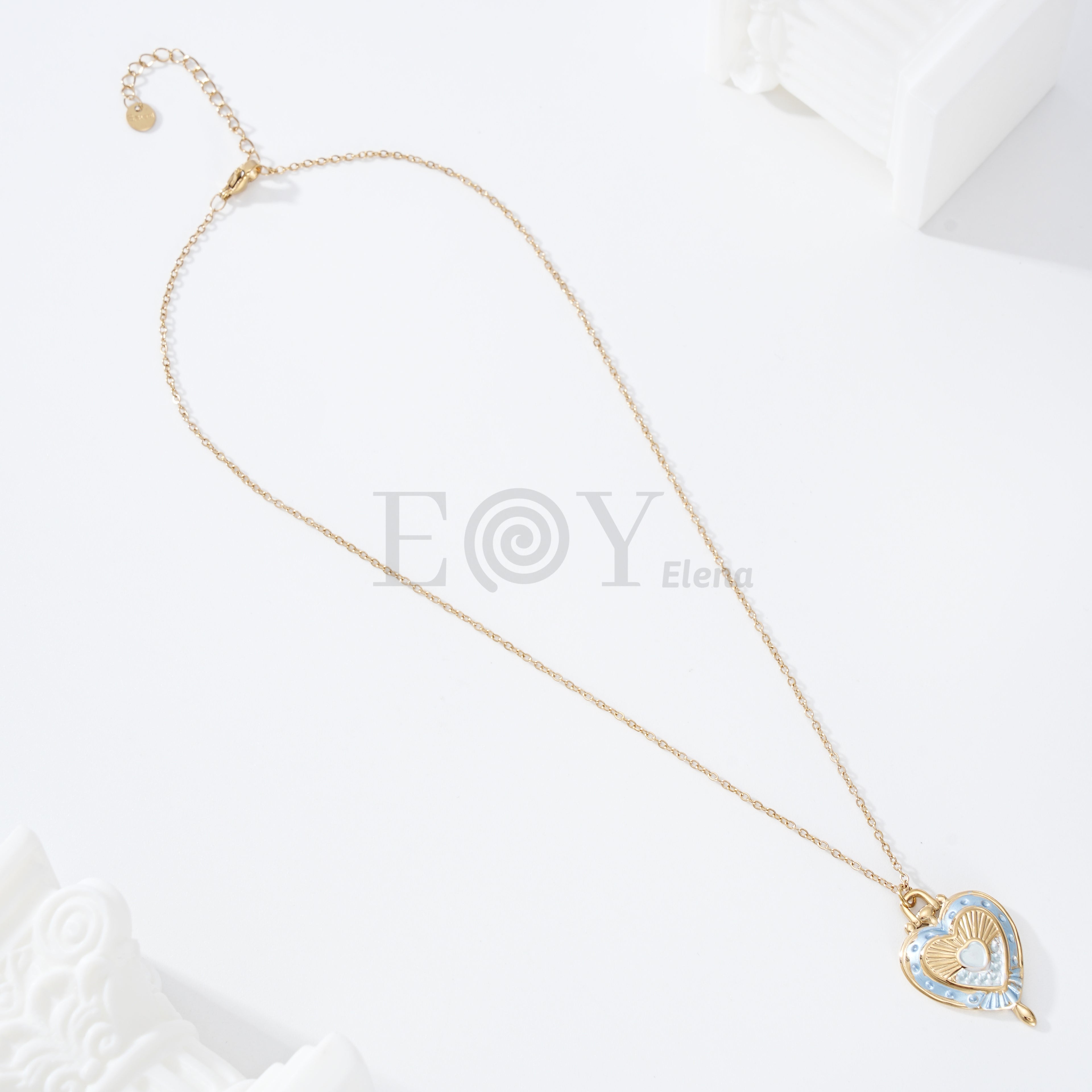 Collar corazón azul