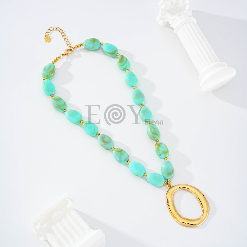 Collar piedras con aro grande central