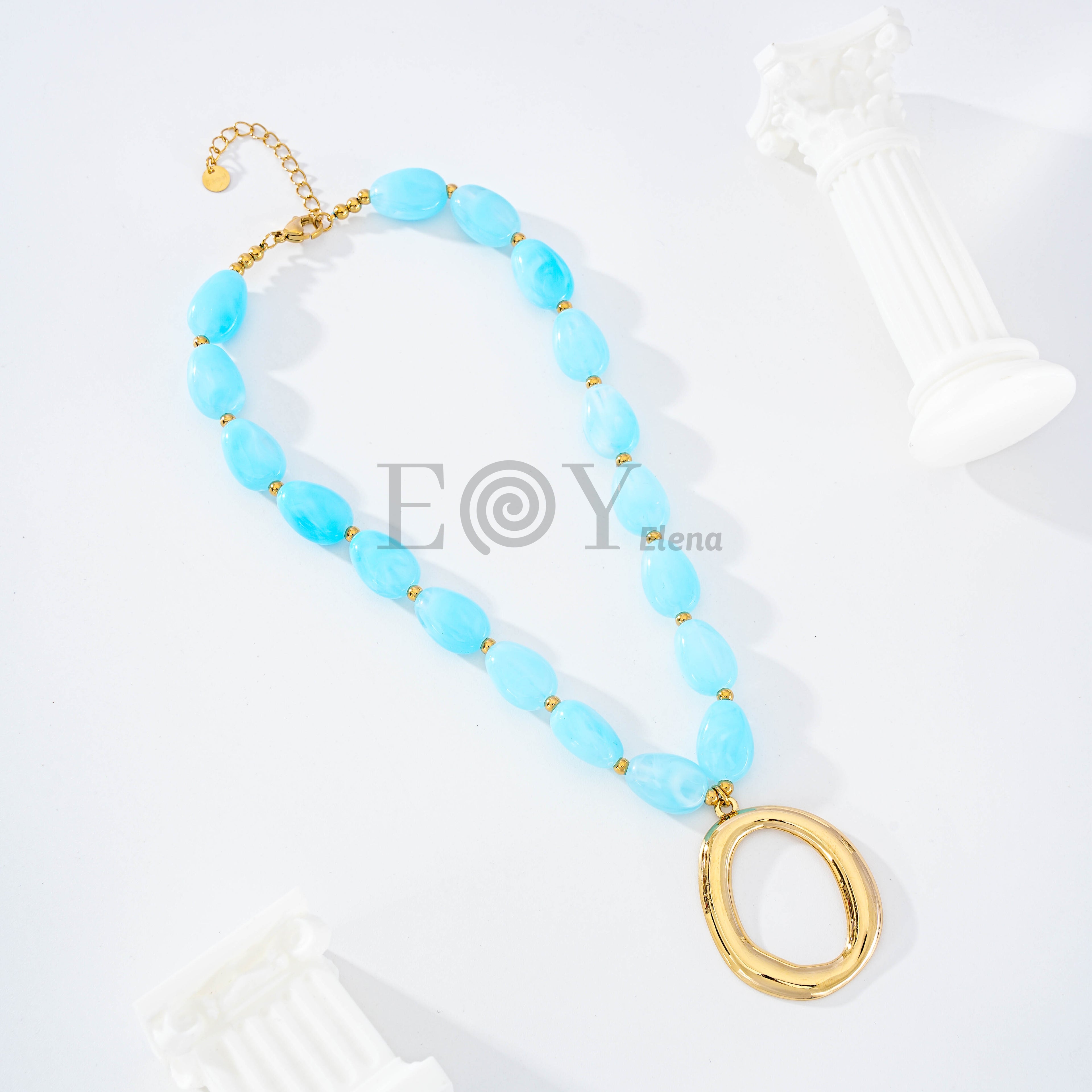 Collar piedras con aro grande central