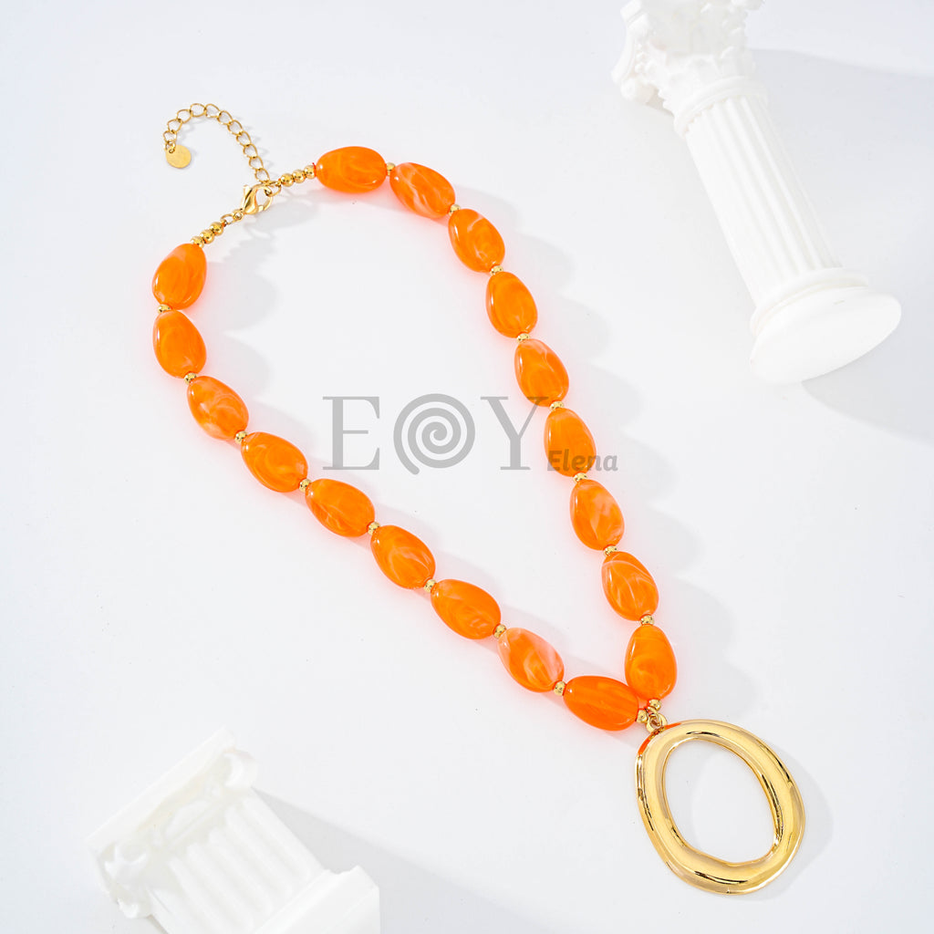 Collar piedras con aro grande central