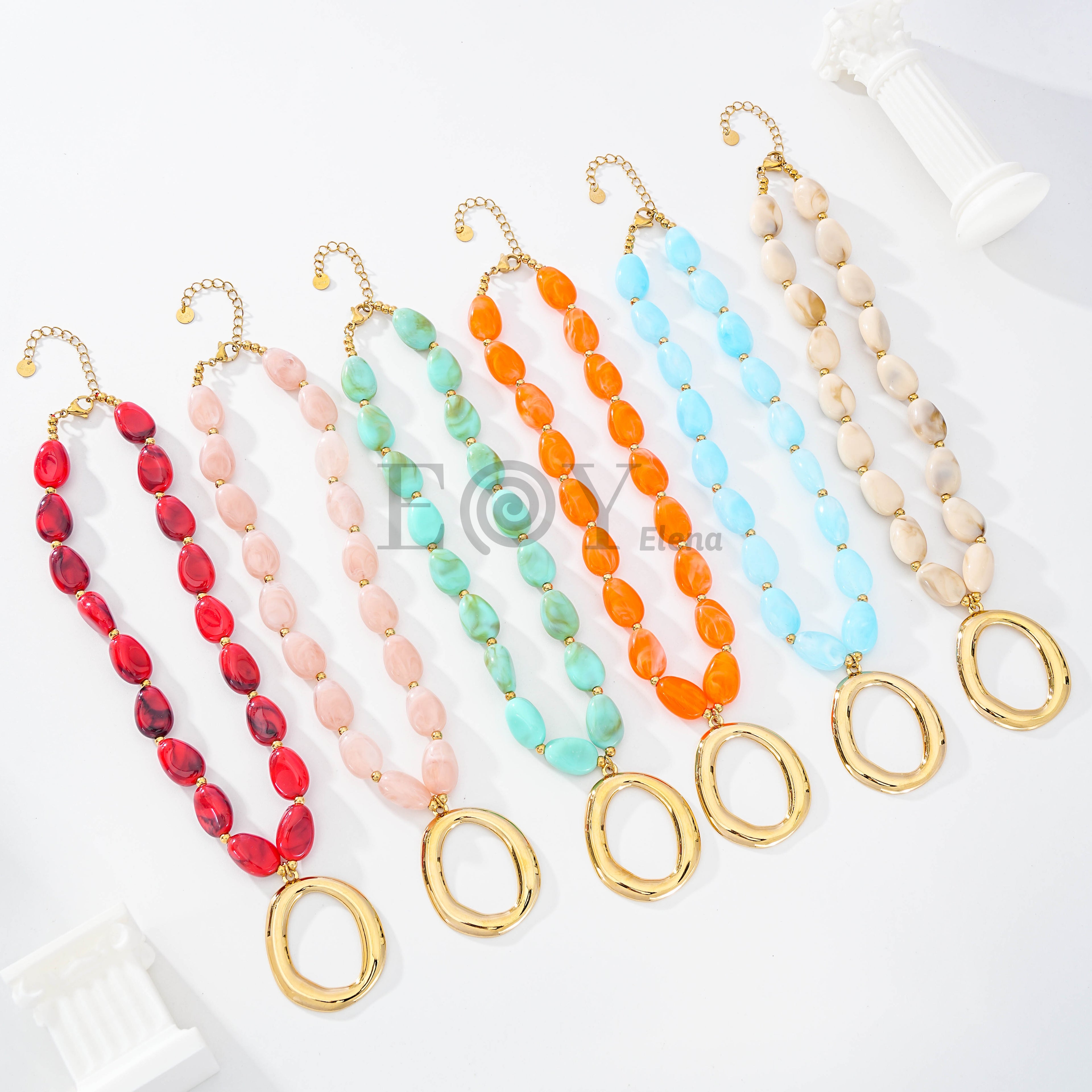 Collar piedras con aro grande central