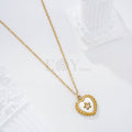 Collar con estrella nacar acero
