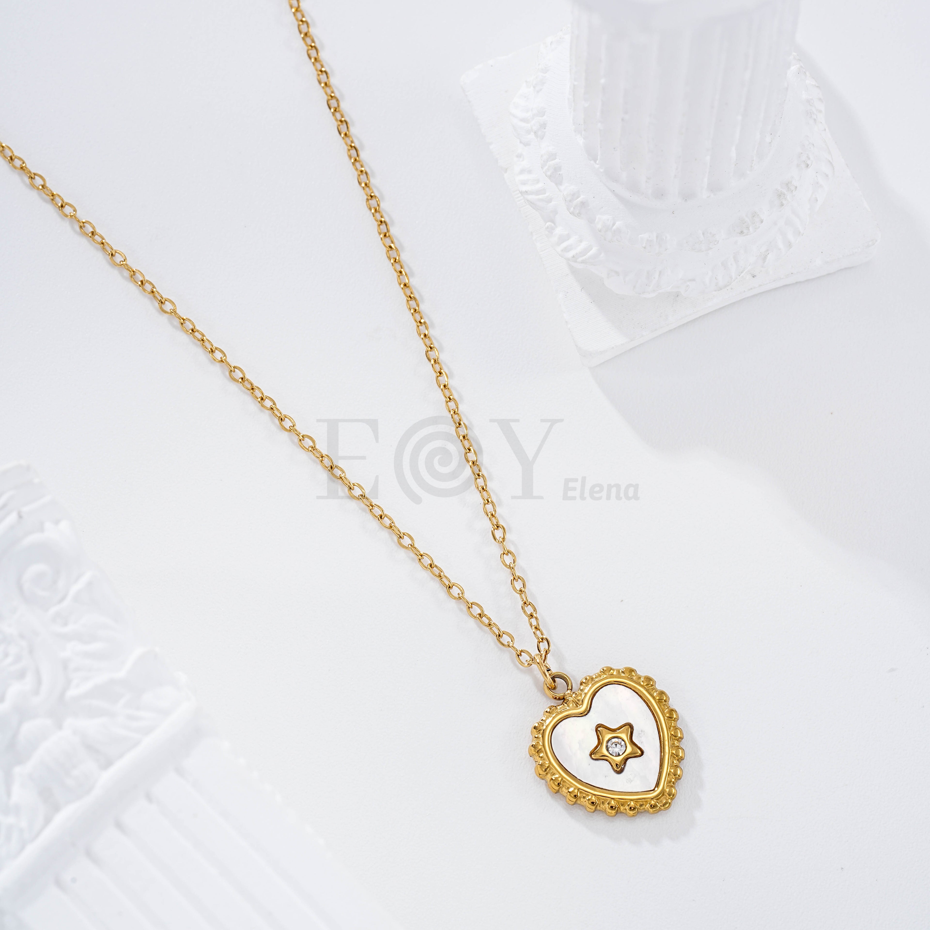 Collar con estrella nacar acero