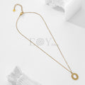 Collar óvalo con bolitas