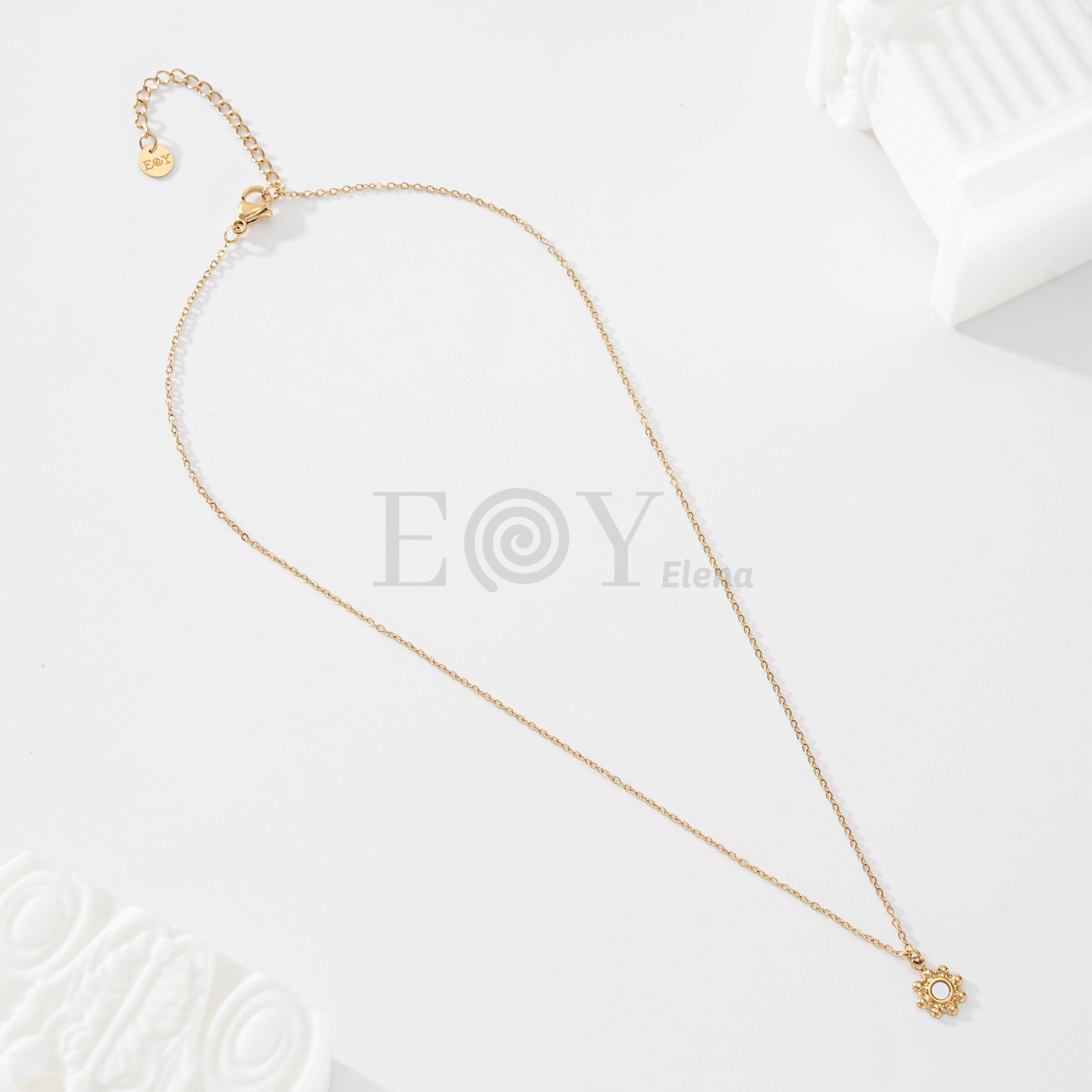 Collar estrella con centro de nácar