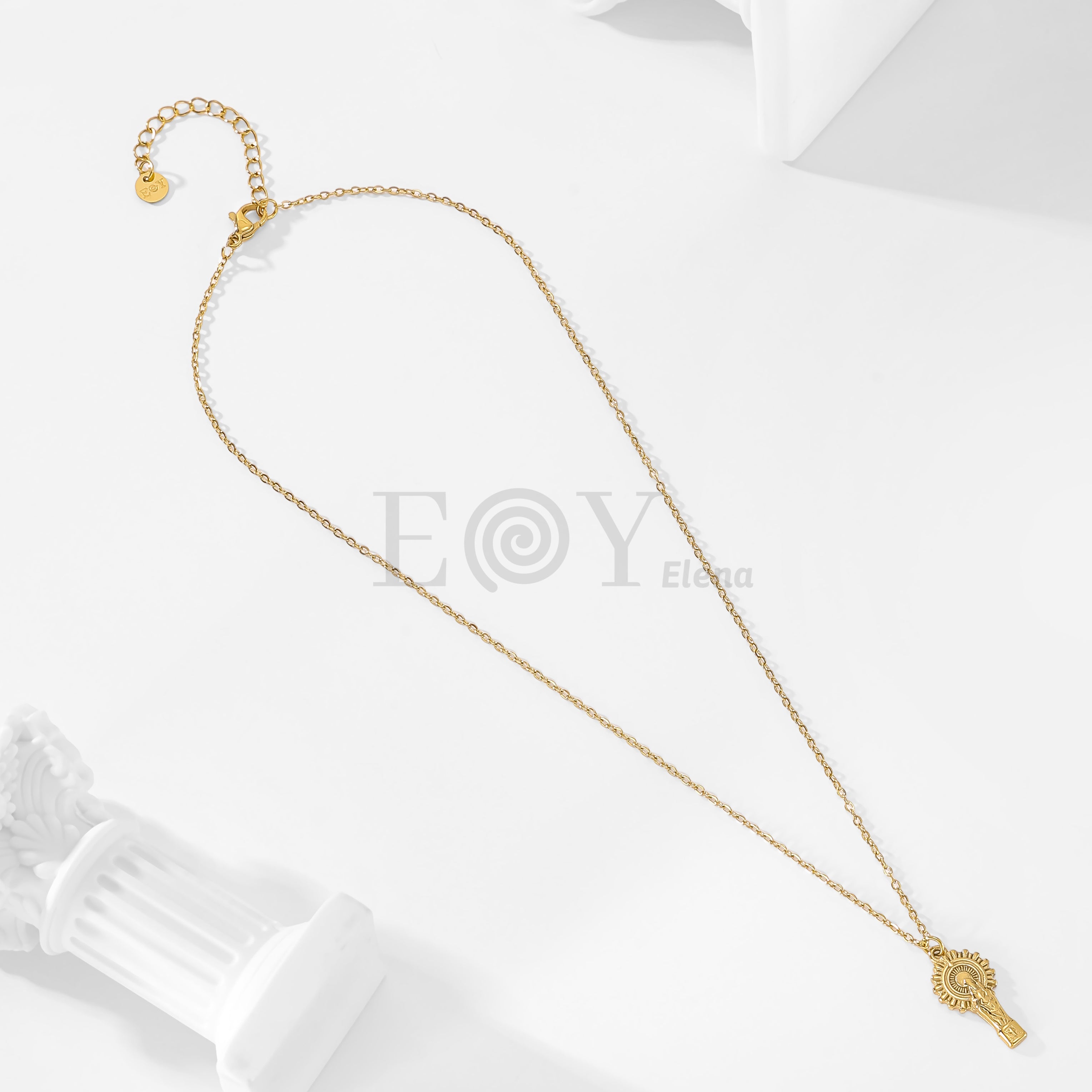Collar sol con virgen