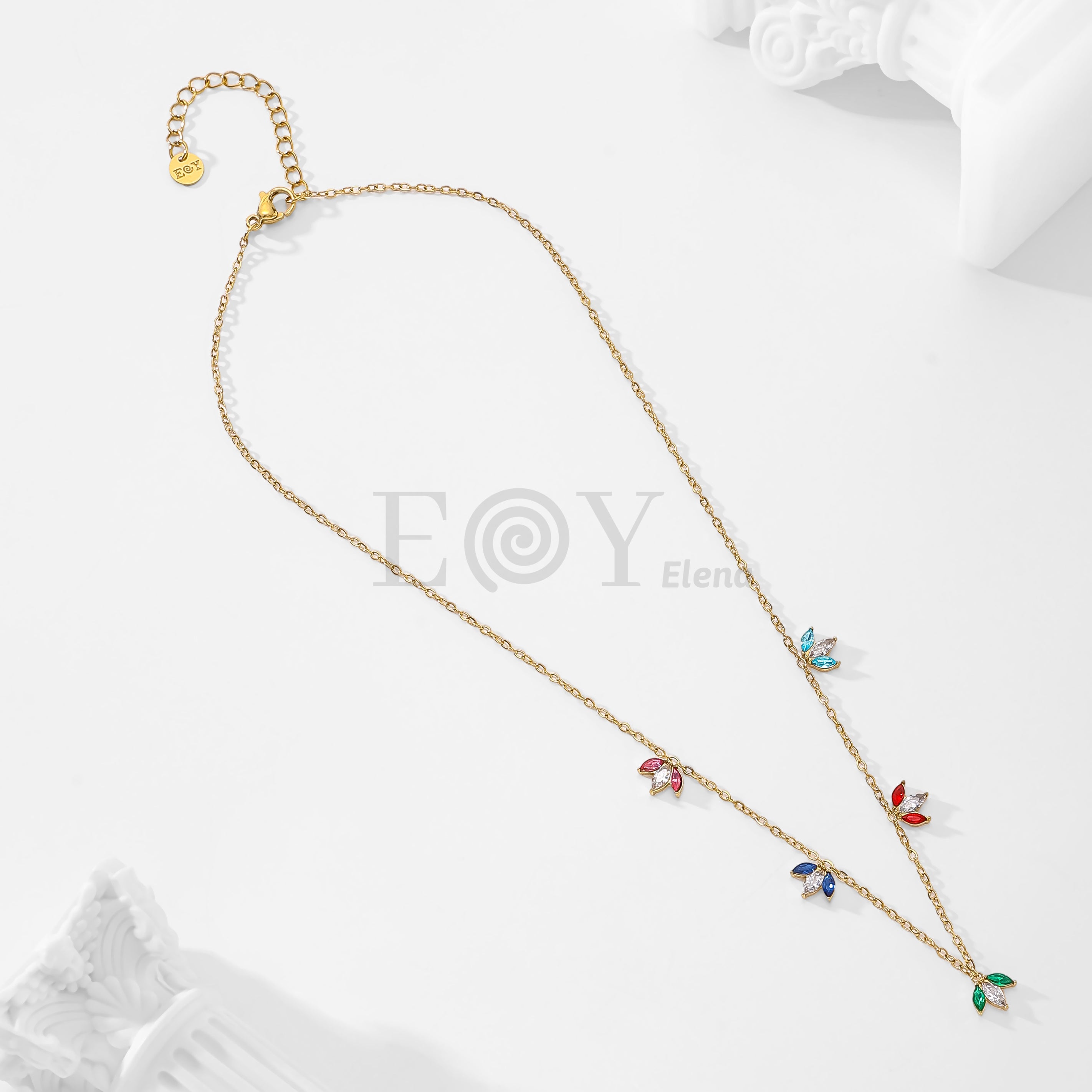 Collar hojas piedras colores y blanco
