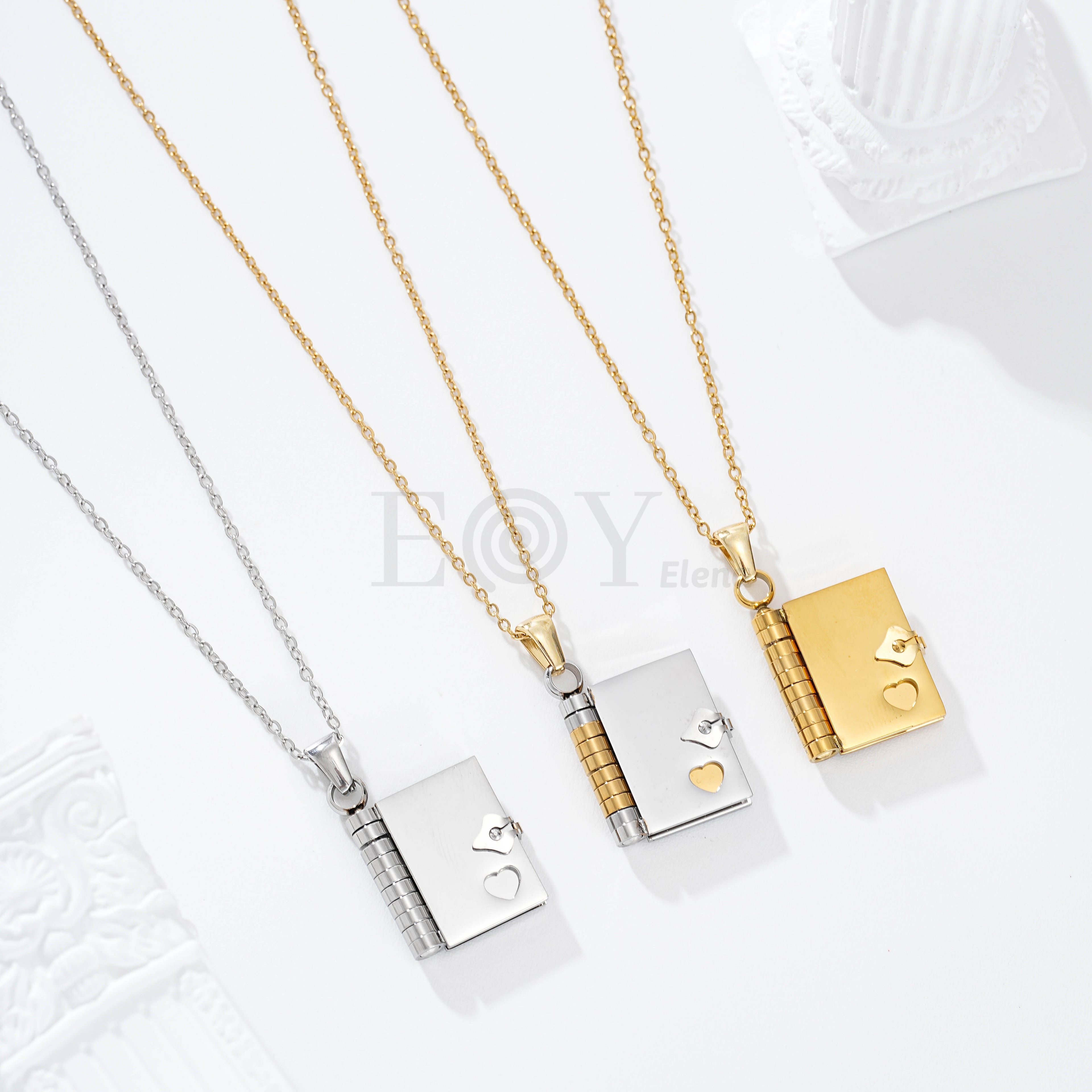 Collar libro acero
