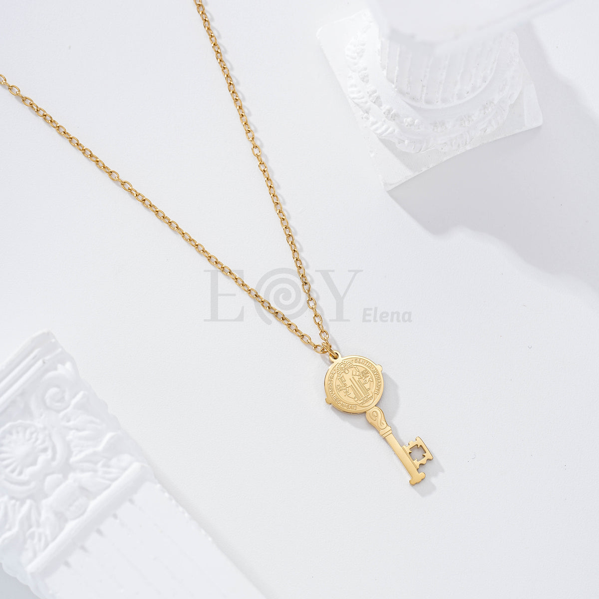 Collar llave San Benito