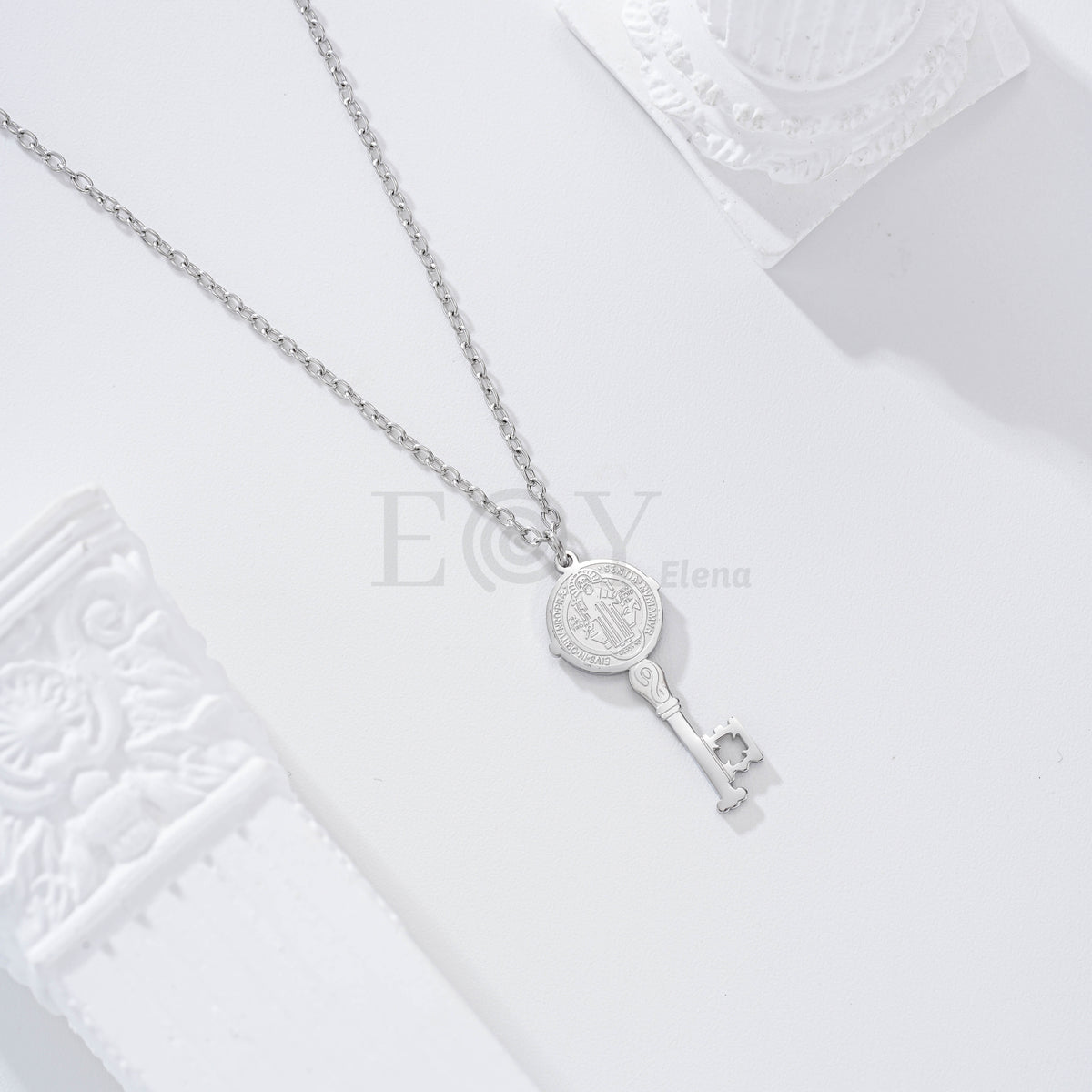 Collar llave San Benito
