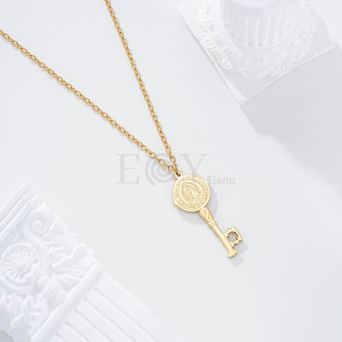 Collar llave con Vírgen de Guadalupe