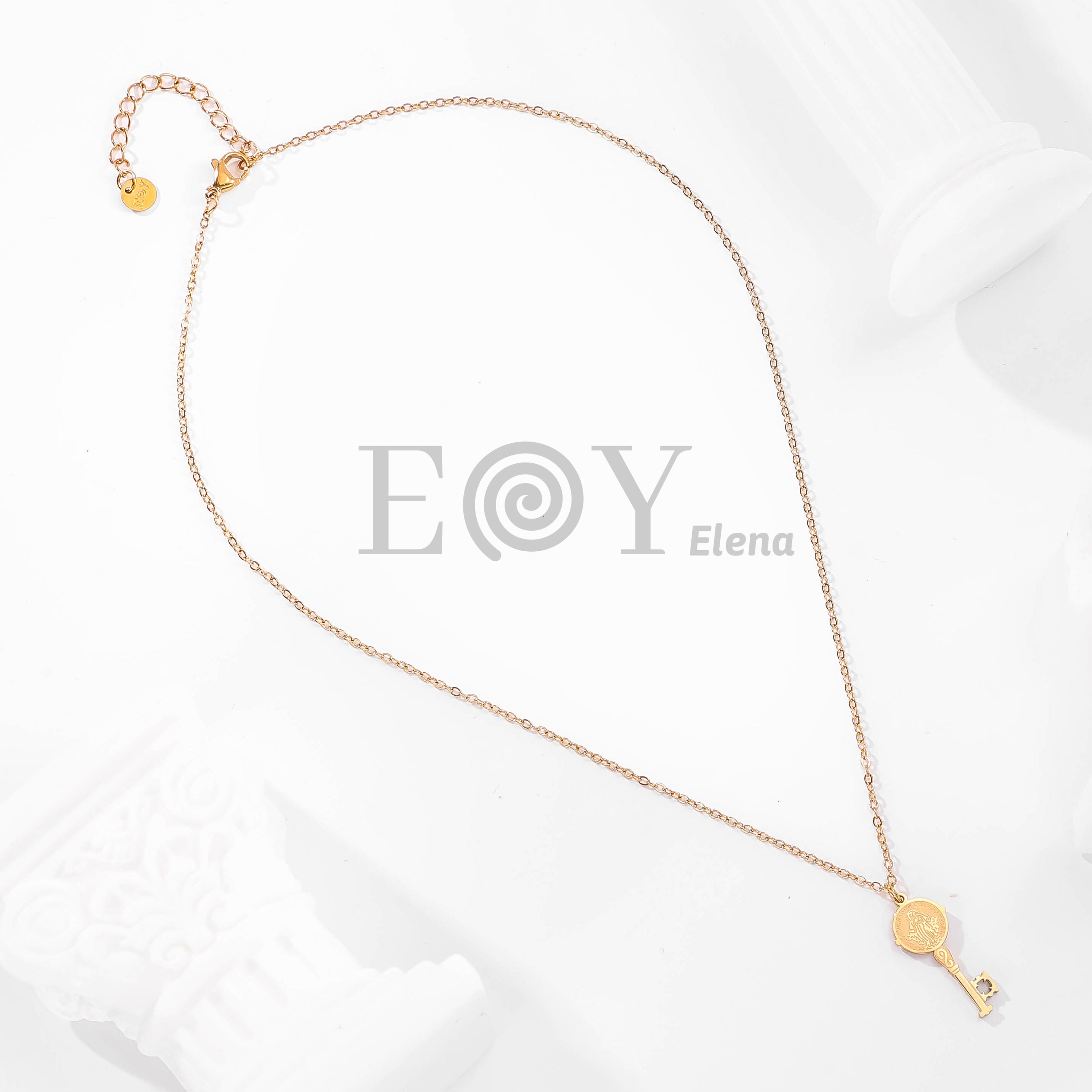 Collar llave Vírgen de la Milagrosa