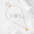 Collar silueta pies y circonita