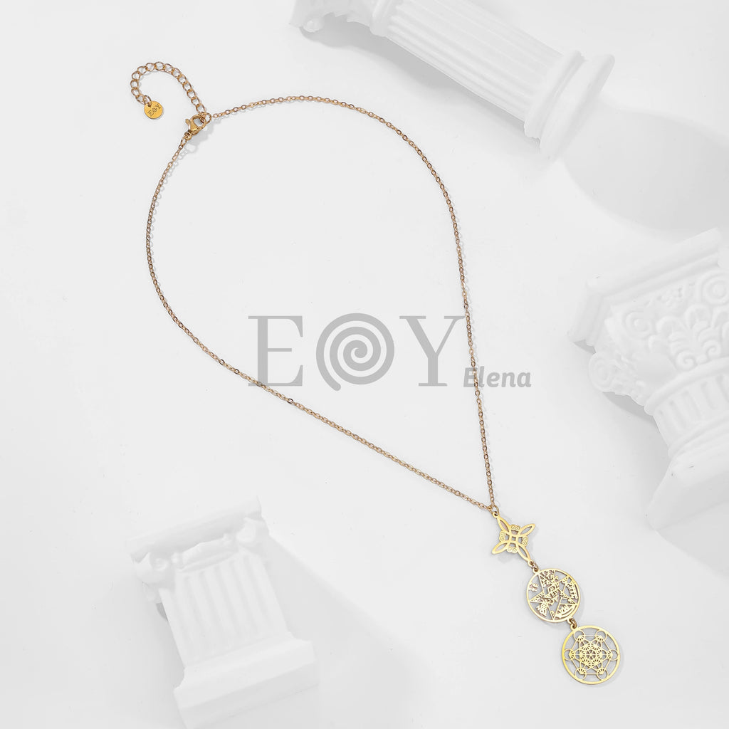 Collar con colgantes de nudo de bruja, medalla y mandala