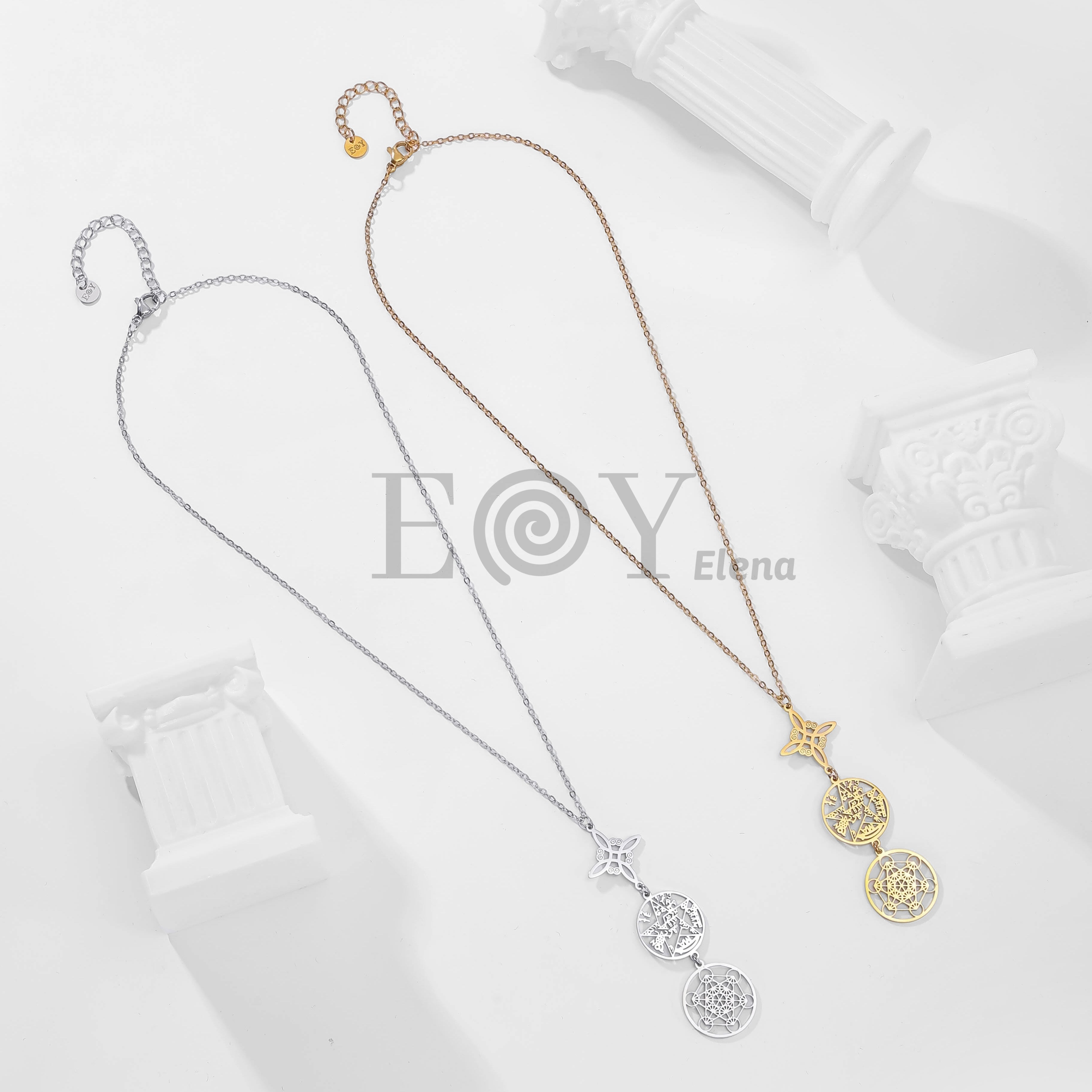 Collar con colgantes de nudo de bruja, medalla y mandala