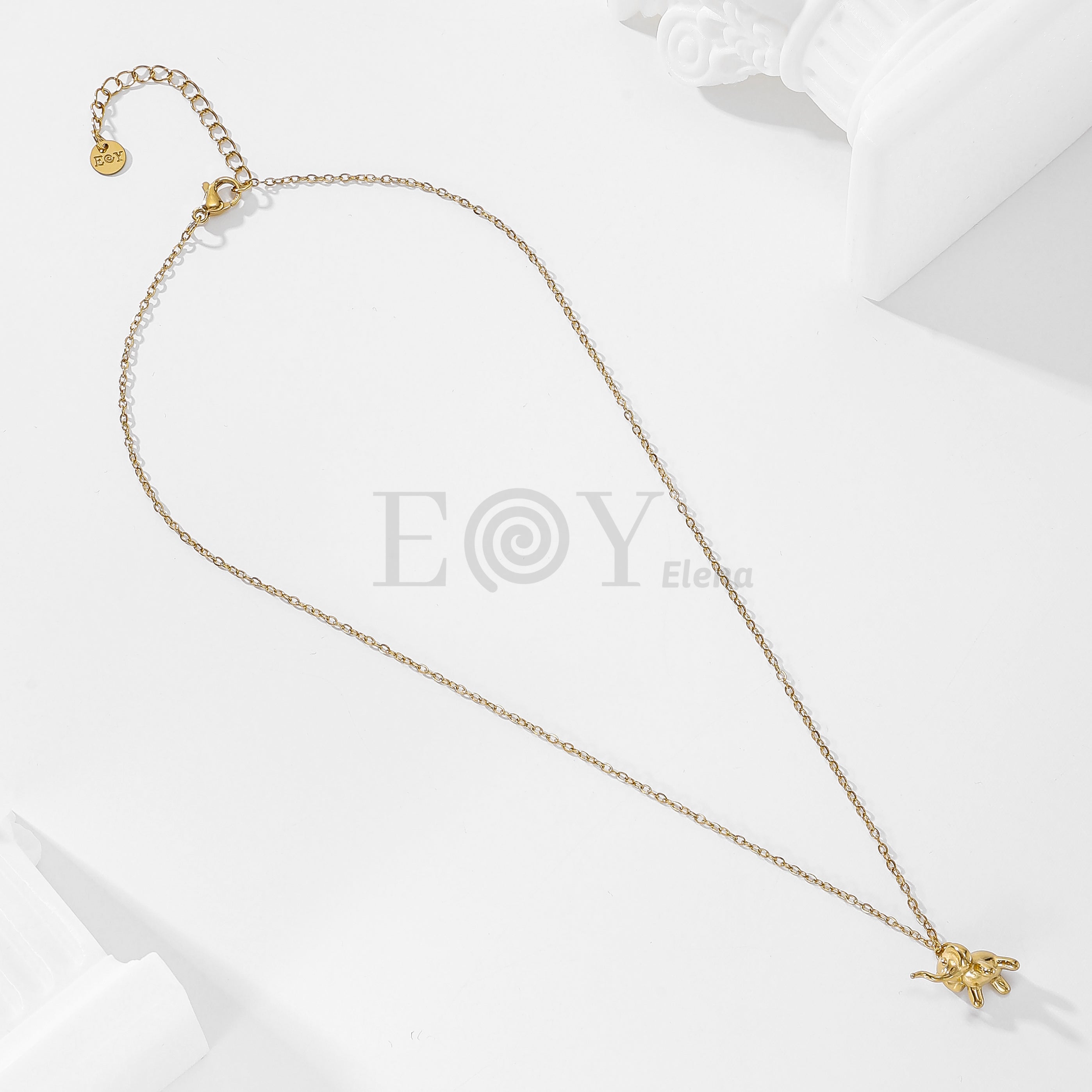 Collar elefante